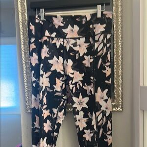 Victoria's Secret Black and Pink Floral Leggings